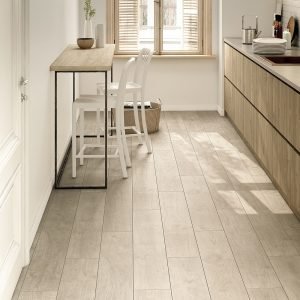 finfloor-or-78n-roble-chic-dry-touch-4v-room-instalaparquet.com